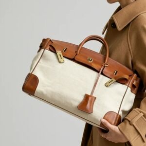 NWT Velantra Weekender Bag